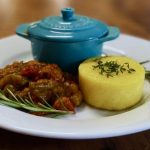 Menu L'Été en assiette - Cochon confit, polenta et ratatouille